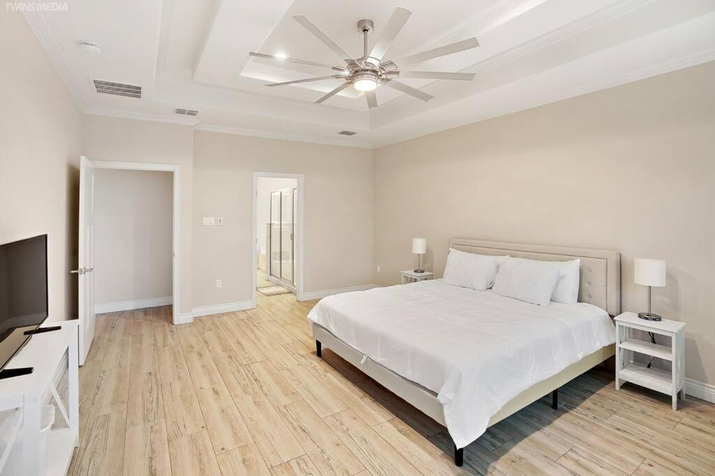 Luxurious Coastal Retreat Brand New 4Br Home With Fast Wifi, 15 Min To Beach! Corpus Christi Ngoại thất bức ảnh